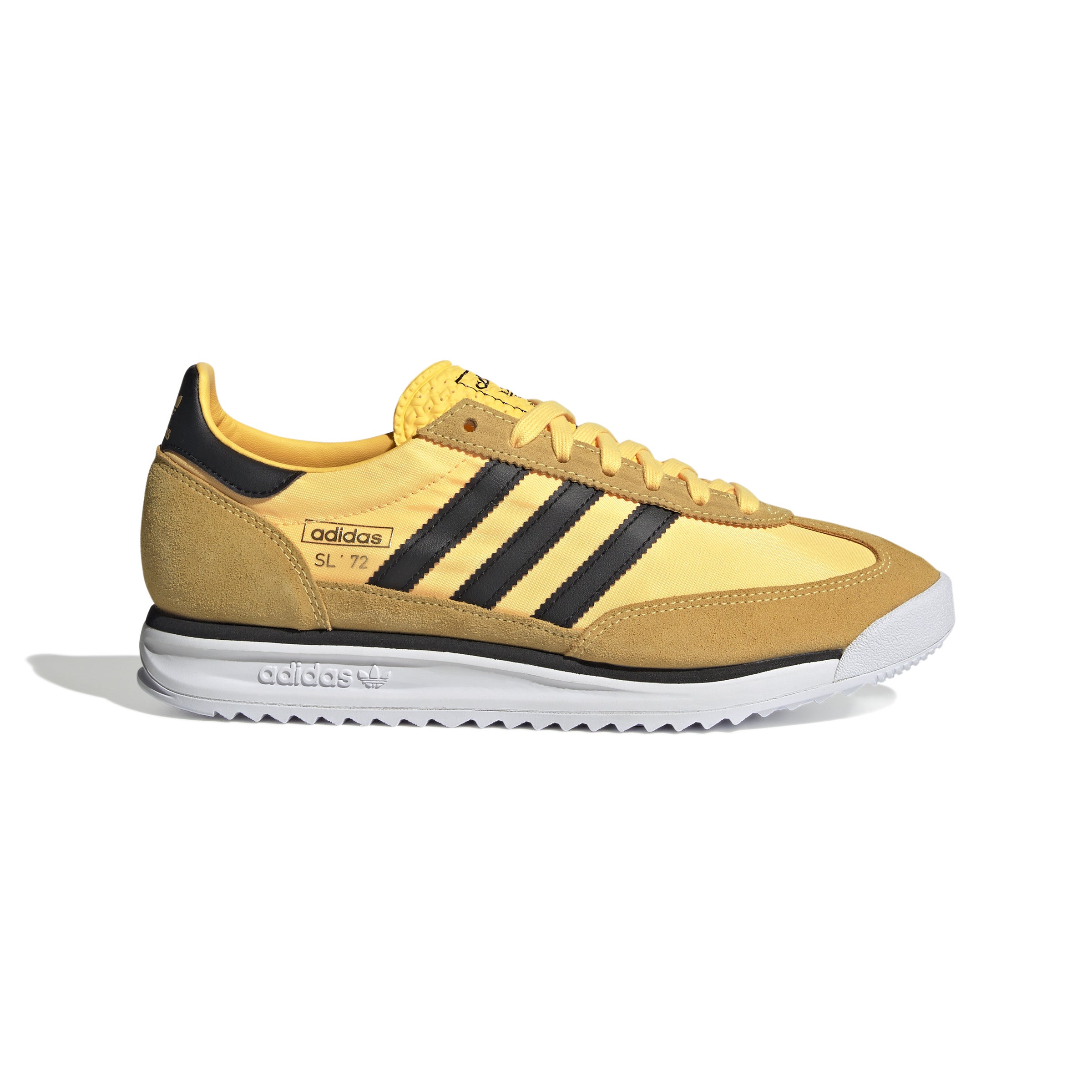 IH7912_1_FOOTWEAR_Photography_SideLateralCenterView_white.jpg
