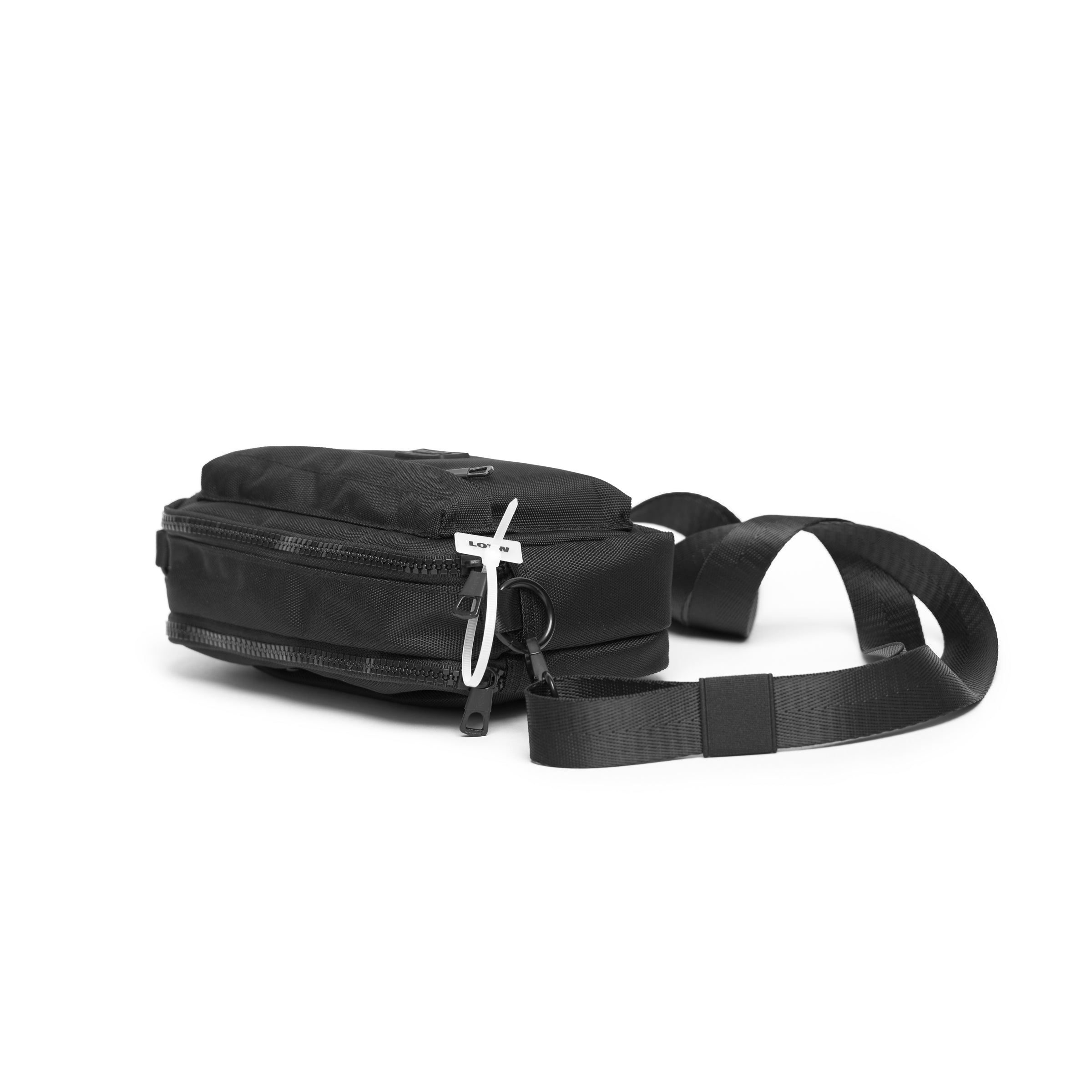 CROSSBODY SIX