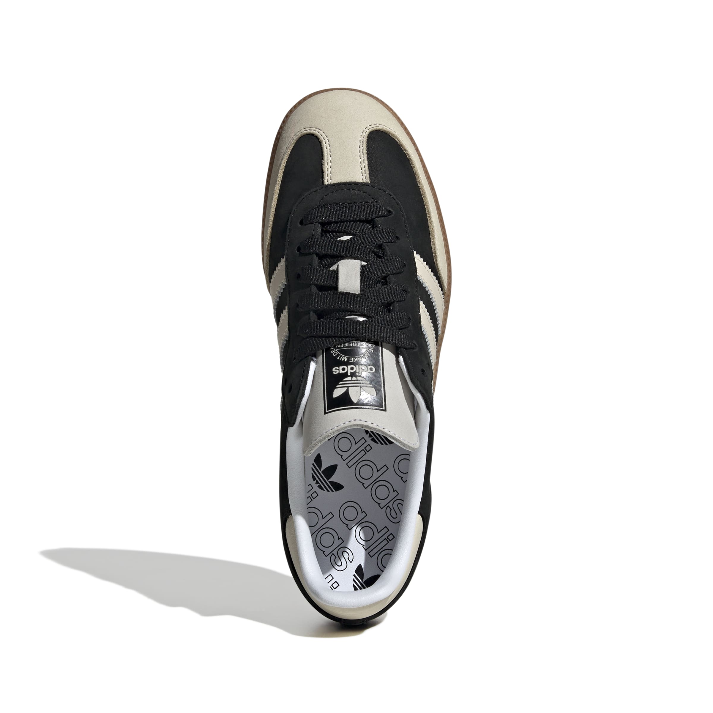 IE5836_3_FOOTWEAR_Photography_TopPortraitView_white.jpg