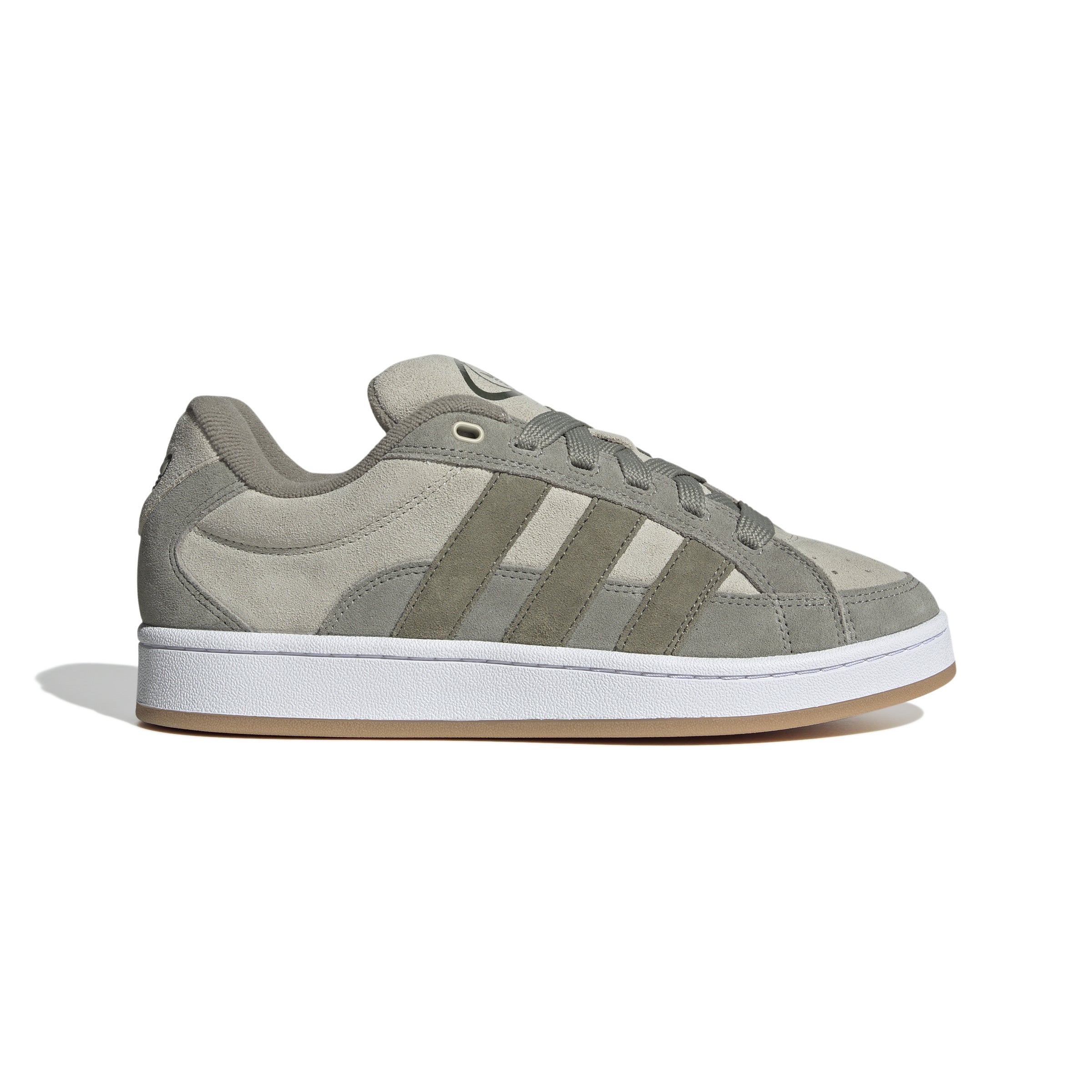 IH8605_1_FOOTWEAR_Photography_SideLateralCenterView_white.jpg