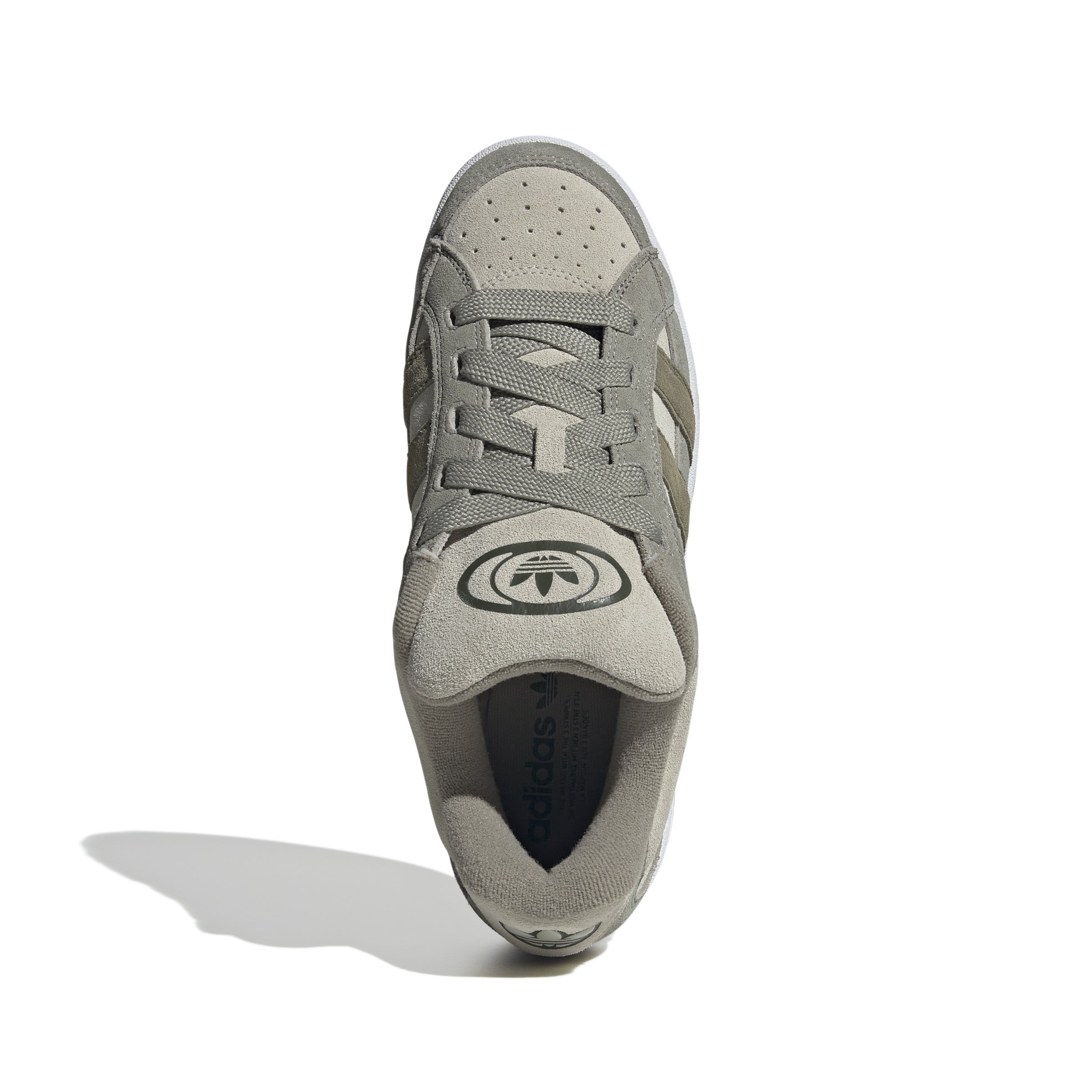 IH8605_3_FOOTWEAR_Photography_TopPortraitView_white.jpg