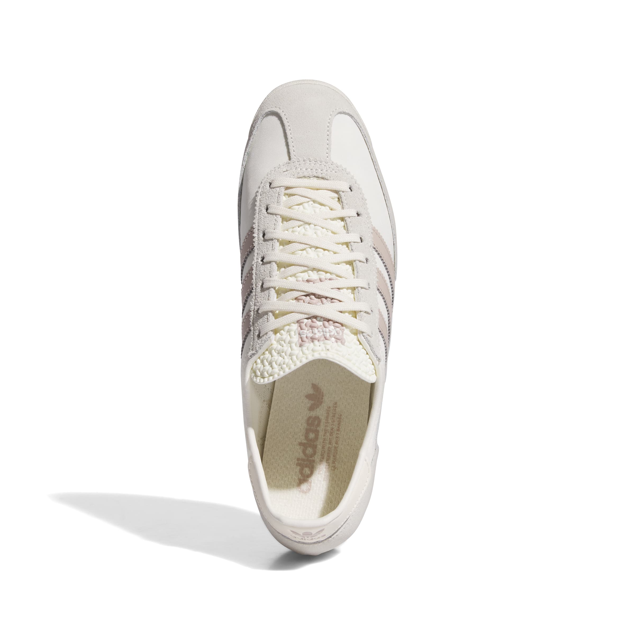JH7394_3_FOOTWEAR_Photography_TopPortraitView_white.jpg