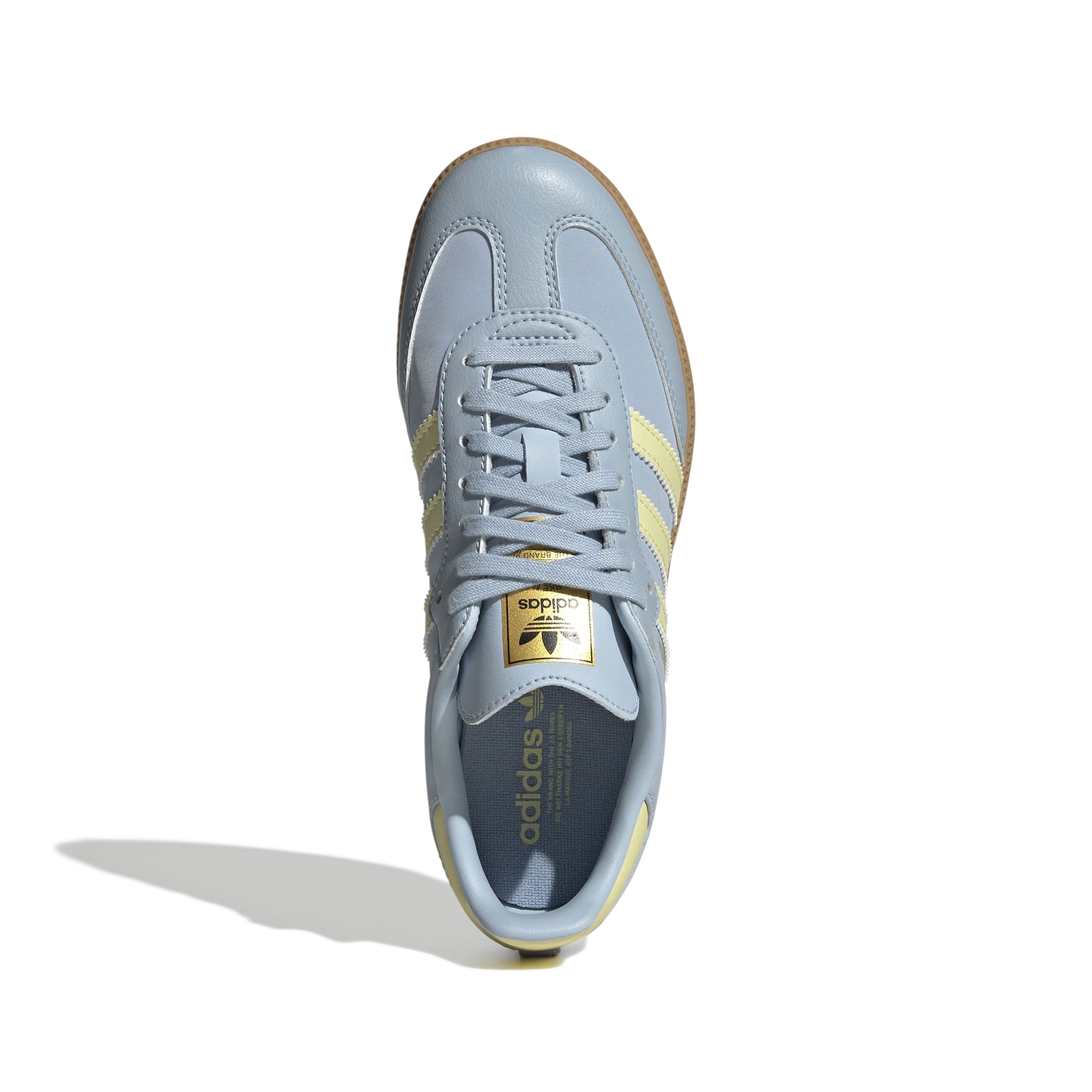 JH7599_3_FOOTWEAR_Photography_TopPortraitView_white.jpg
