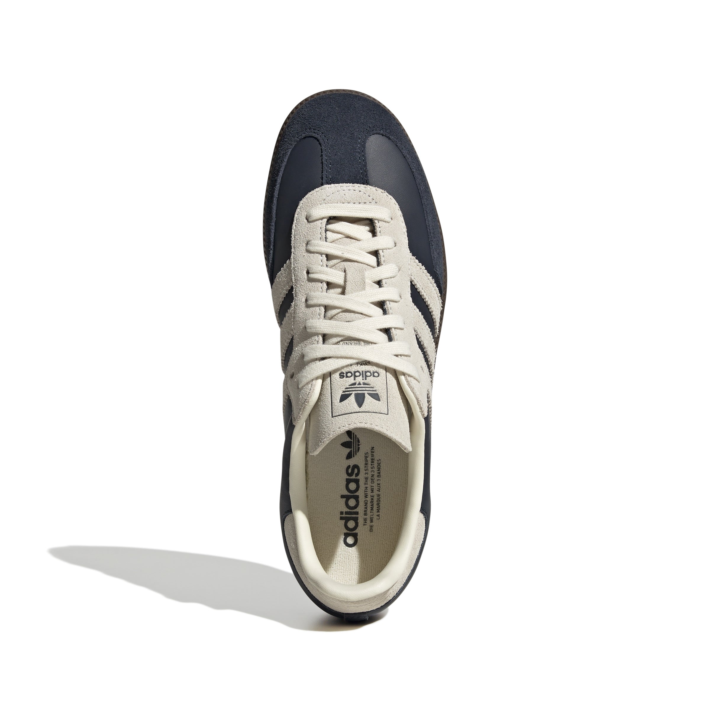 JI3217_2_FOOTWEAR_Photography_Top_Portrait_View_white.jpg