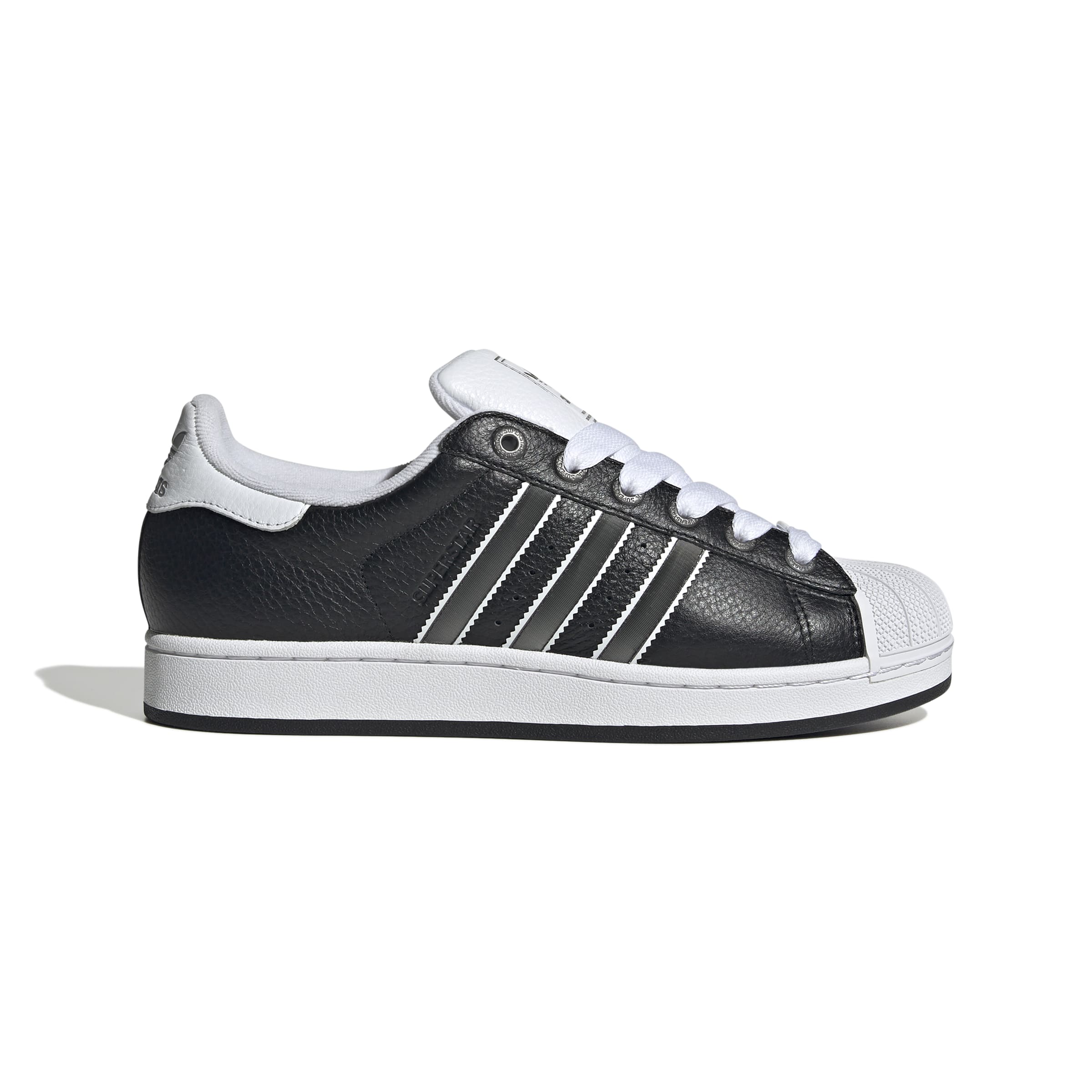 JQ3209_1_FOOTWEAR_Photography_SideLateralCenterView_white.jpg