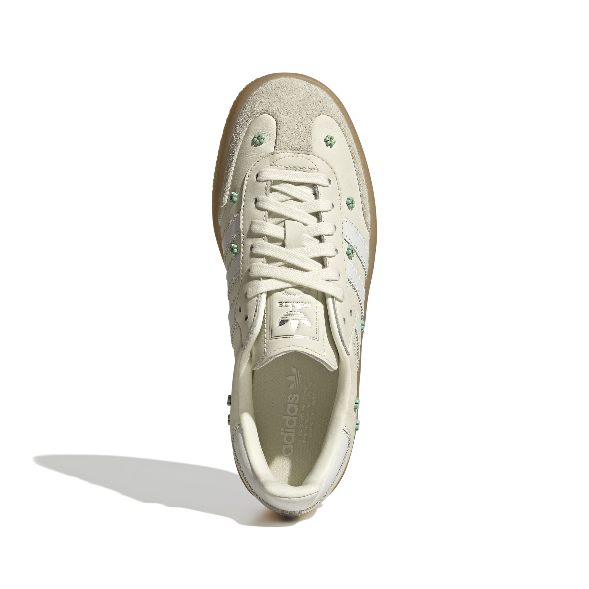 JS3953_3_FOOTWEAR_Photography_TopPortraitView_white.jpg