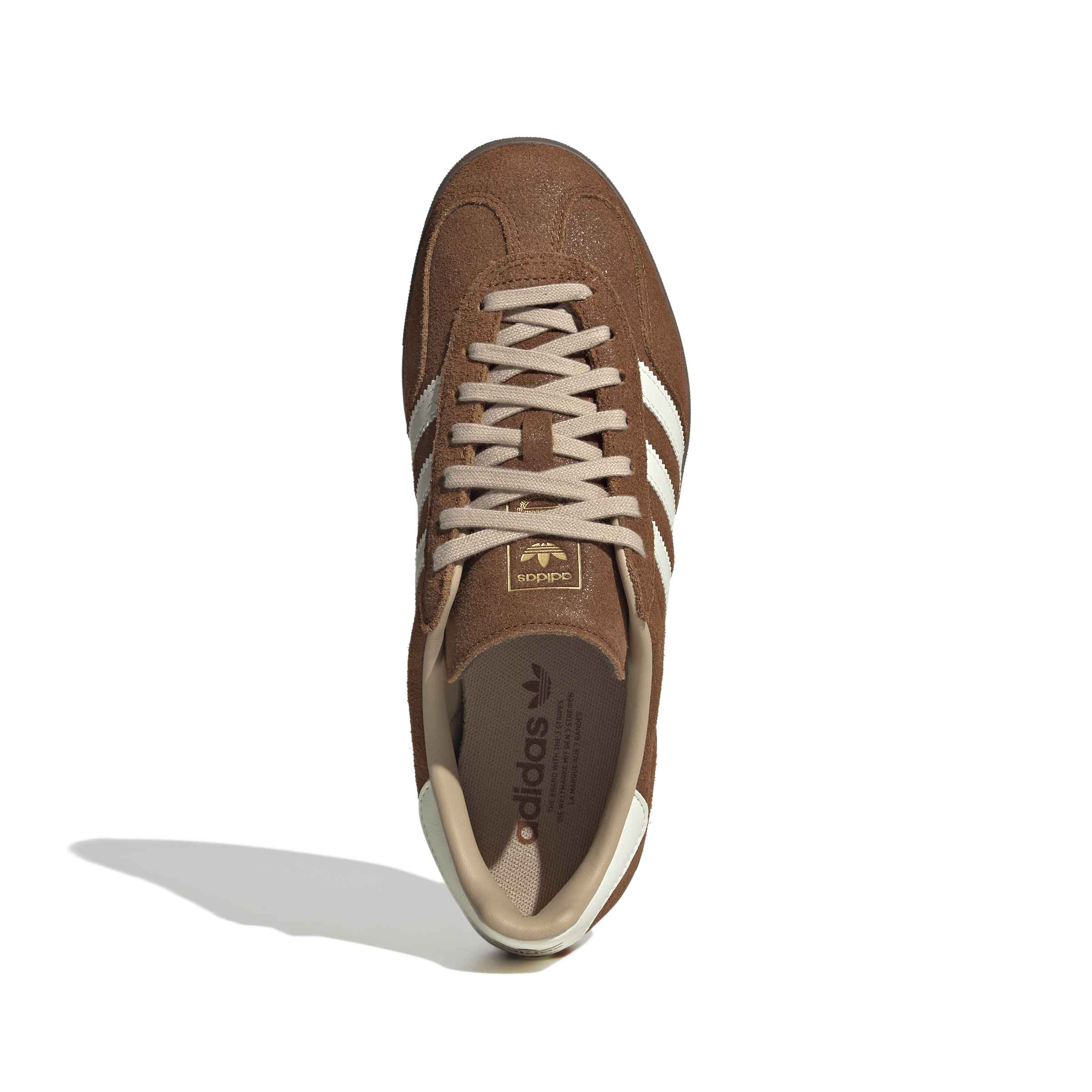 KH9705_3_FOOTWEAR_Photography_TopPortraitView_white.jpg