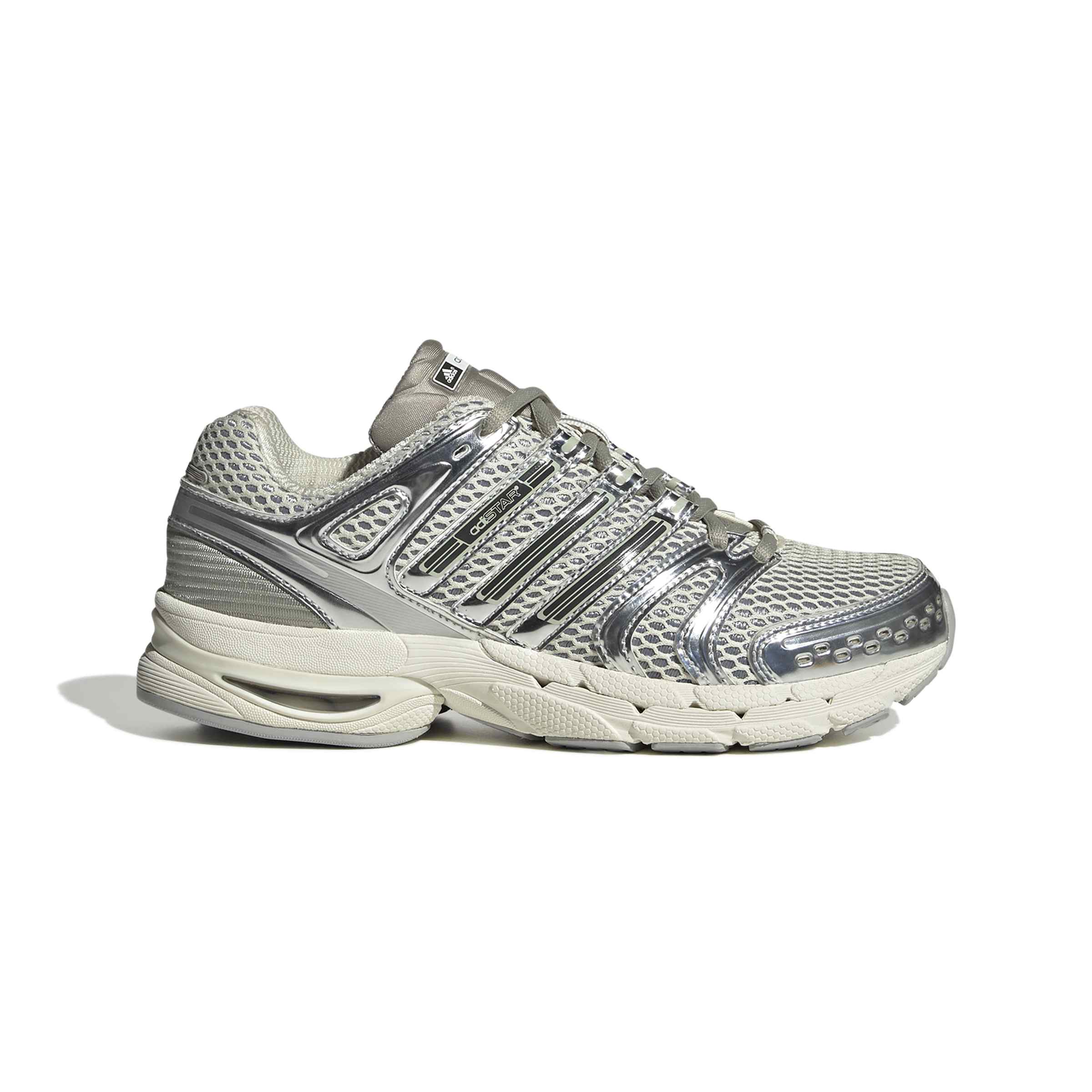 KJ2285_1_FOOTWEAR_Photography_SideLateralCenterView_white.jpg