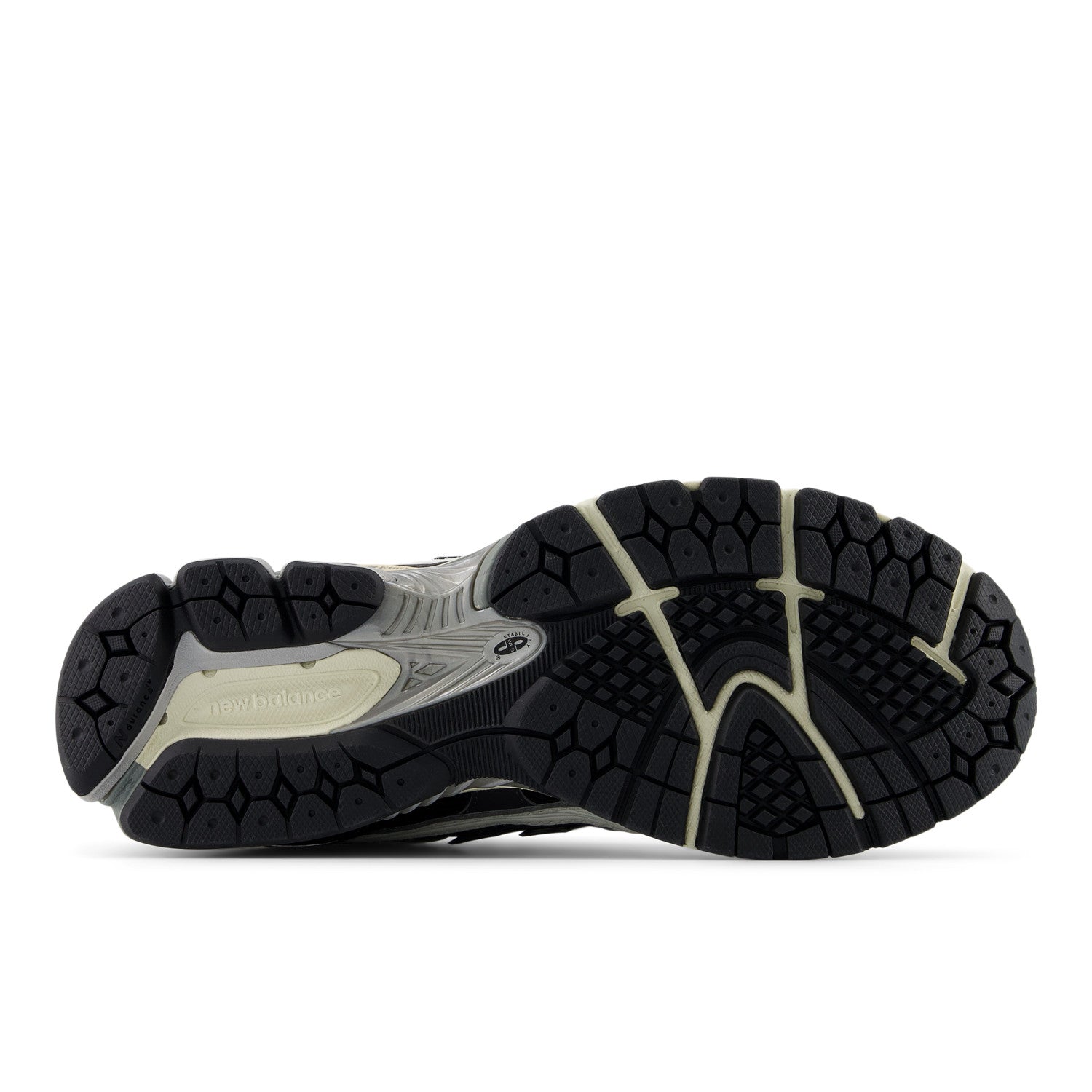 NEW BALANCE 1906U BLACK SEA SALT MAGNET
