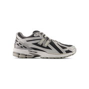 NEW BALANCE 1906R WHITE CASTLEROCK