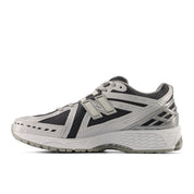 NEW BALANCE 1906R WHITE CASTLEROCK
