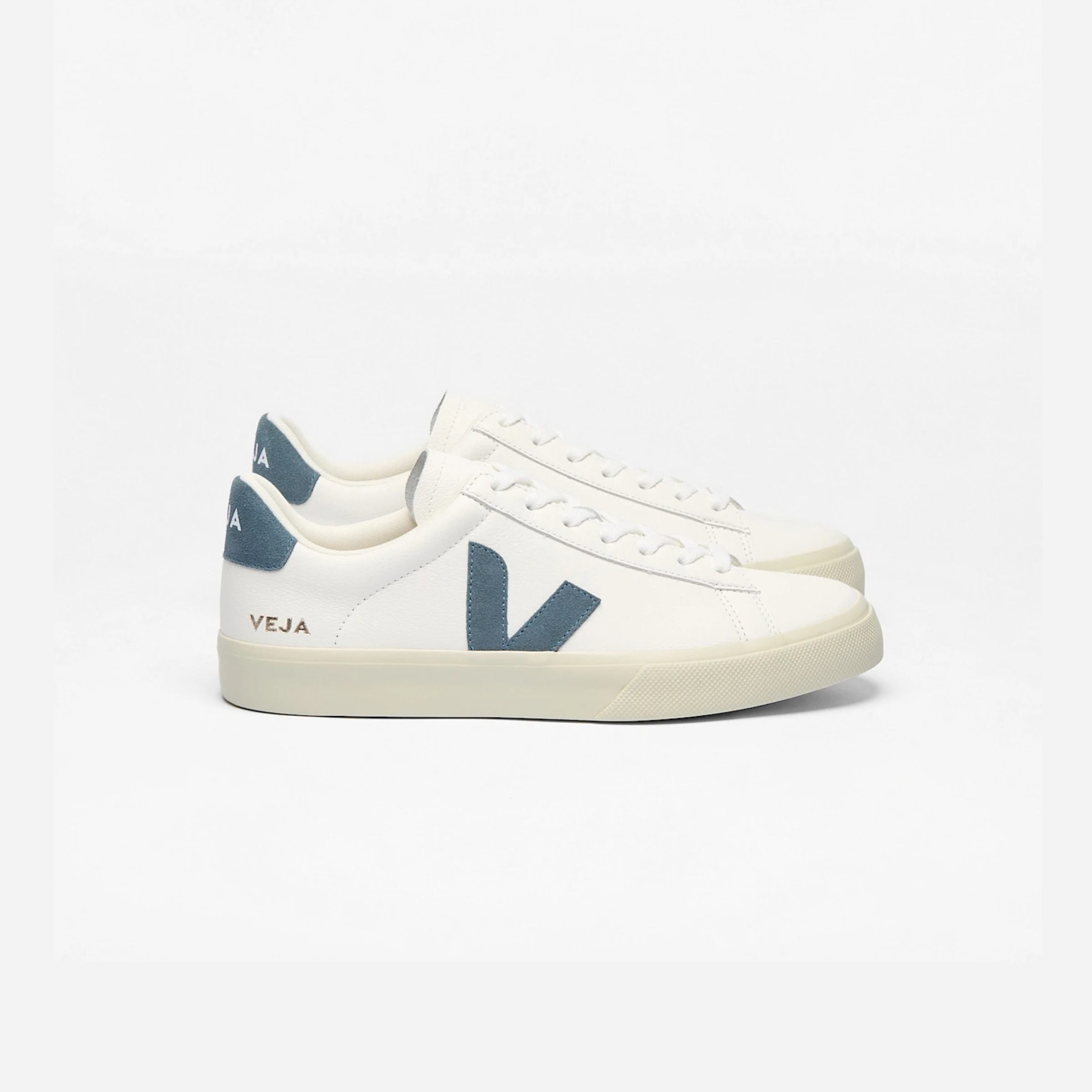 veja-zapatillas-campo-cuero-organico-blanco-cp0503121_1.png