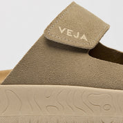 ETNA SUEDE TAUPE ALMOND
